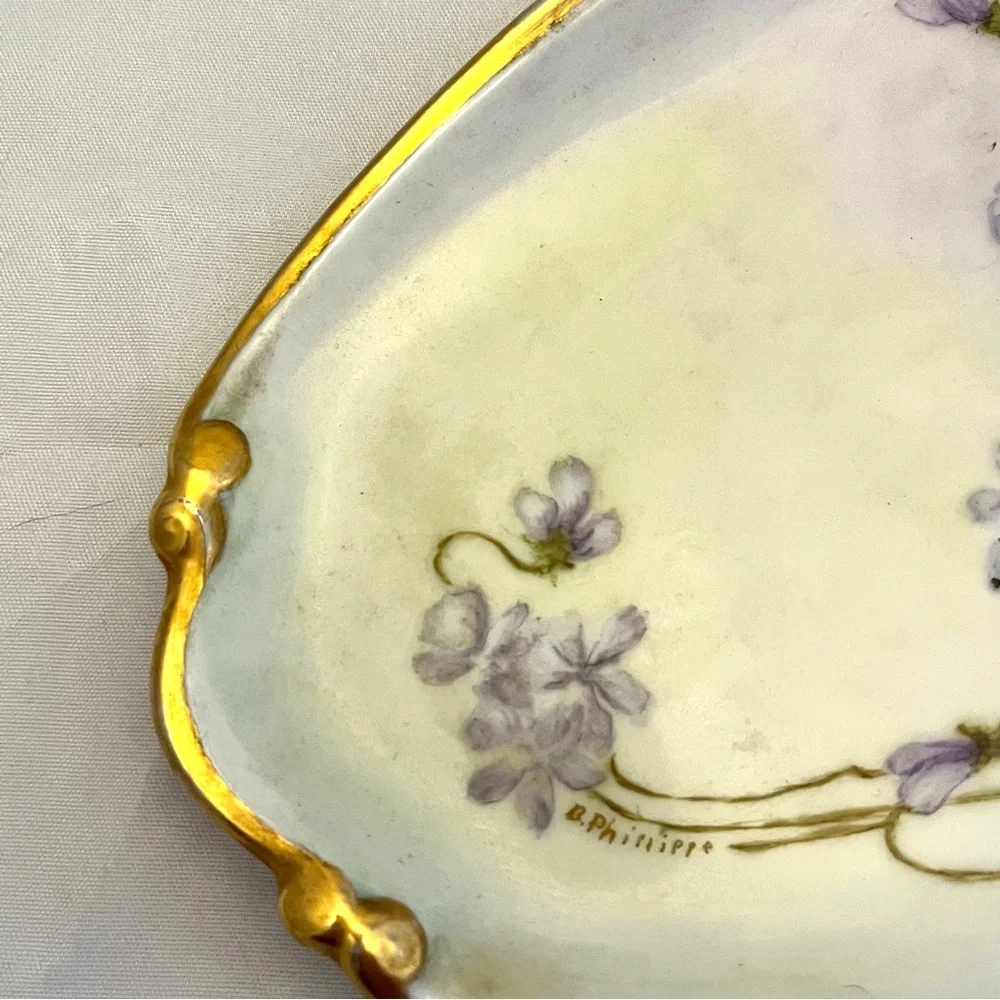 Vanity Dish w/ Violets Floral Hand-Painted & Signed by B. Phillippe, VTG EUC